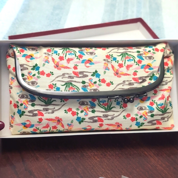 Handbags - Japanese Bingata Kiss lock clutch